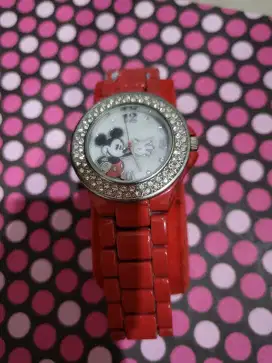 2 jam tangan disney