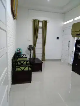 Rumah bagus 2 lantai di SEWAKAN atau di JUAL di Jatibening