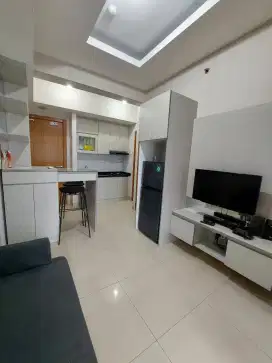 Disewakan 2BR furnish bulanan &  Tahunan apartement The Nest