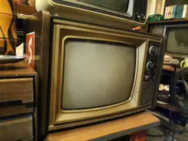 Tv sanyo jadul vintage