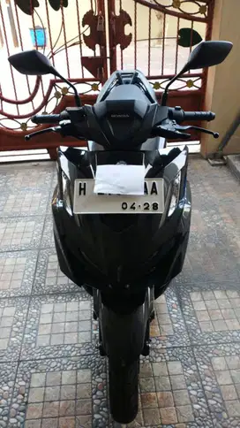 VARIO 160 2023 APRIL TERAWAT