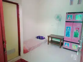 KOST PUTRI PEREMPUAN