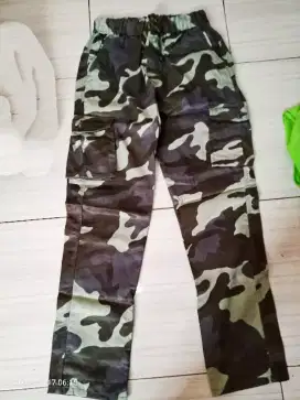 Celana semi cargo, bahan ckup tebal