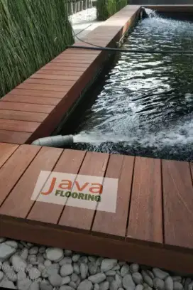 Decking kolam ikan dan Taman