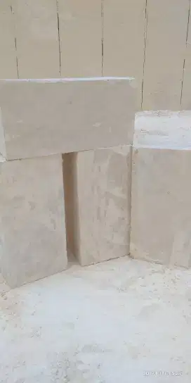 Batu kumbung/batu kapur