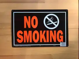 Plat Sign No Smoking