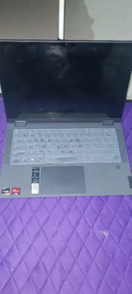 Laptop Lenovo Ideapad Flex 5 ryzen 7 4700U mulus