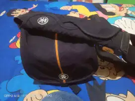 Tas camera merk crumpler
