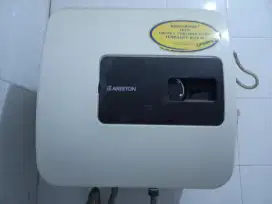 ARISTON WATER HEATER 500 Watt