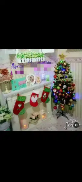 Pohon Natal dan accesoriesnya