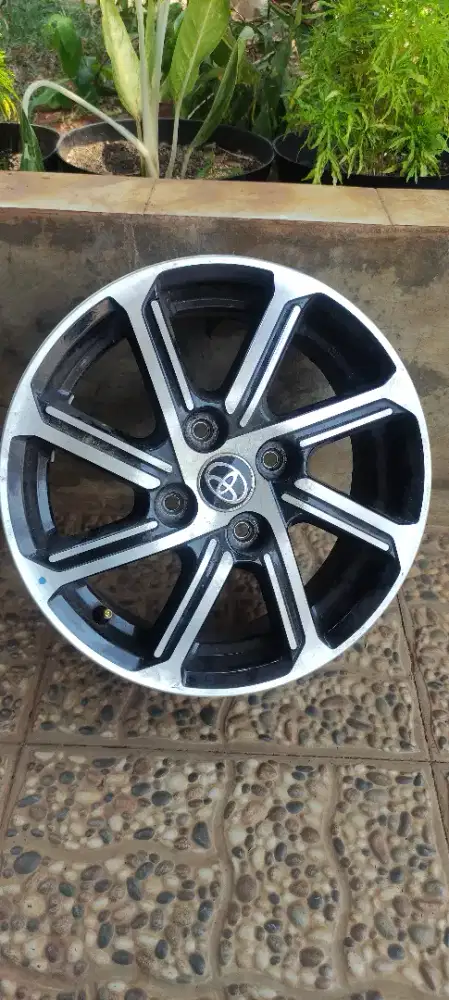 Velg agya original toyota oem 2022