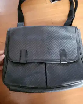 Fossil Leather Vintage  Sling Bags Original