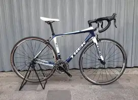 Sepeda Roadbike TREK MADONE 4'5