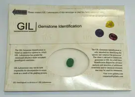 1,71 carat natural emerald with certificat from GIL Thailand