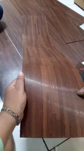 Jasa pemasangan vinyl lantai kayu
