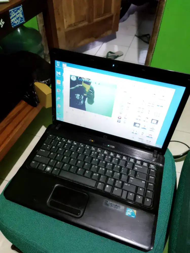 Di beli laptop area solo raya