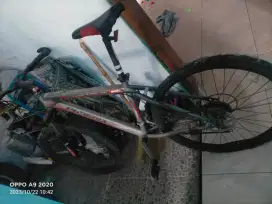 Sepeda gunung Phoenix siap gowes