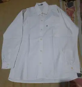 Kemeja Putih Lengan Panjang