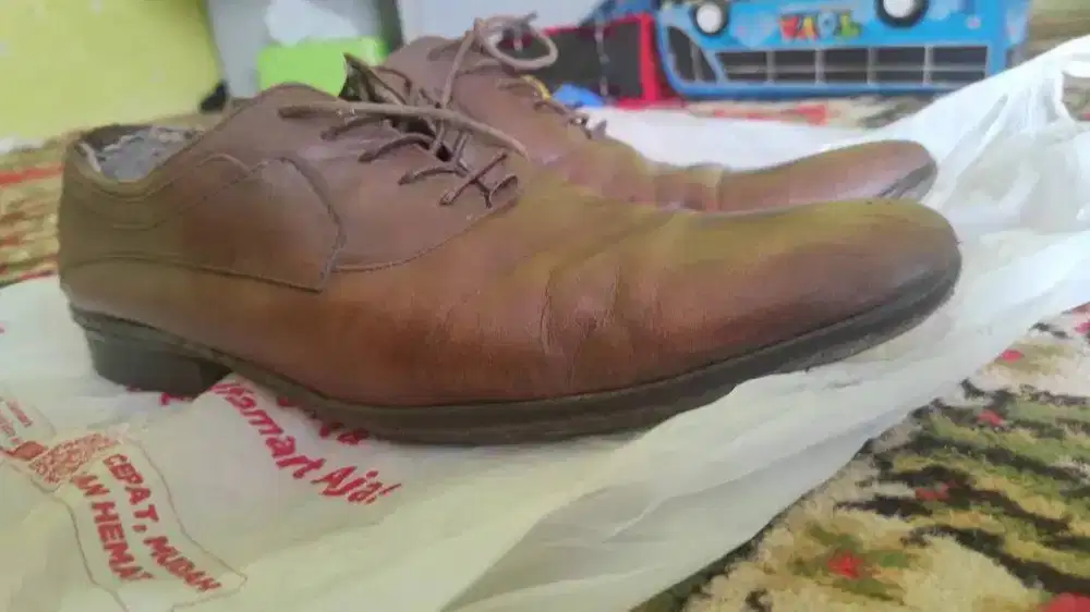 Sepatu Pedro Ganteng Maksimal