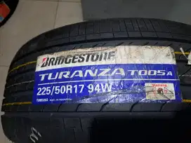 Ban baru 225.50.R17 BS turanza T005A