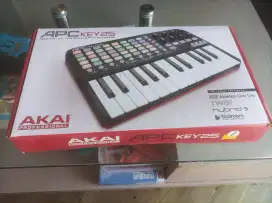 TURUN HARGA Akai APC Key 25 keyboard midi controller