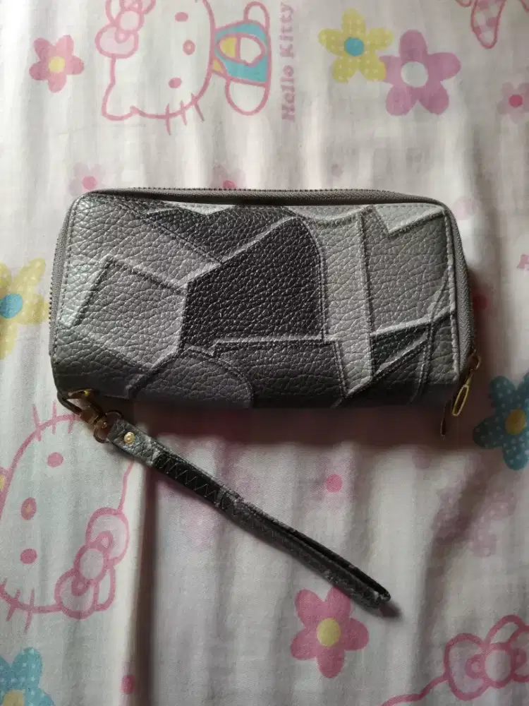 Dijual Dompet murmer ajah !!!