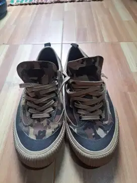 Sepatu vans motif army limited edition