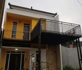 Mezzanine balkon kanopi tangga rebah