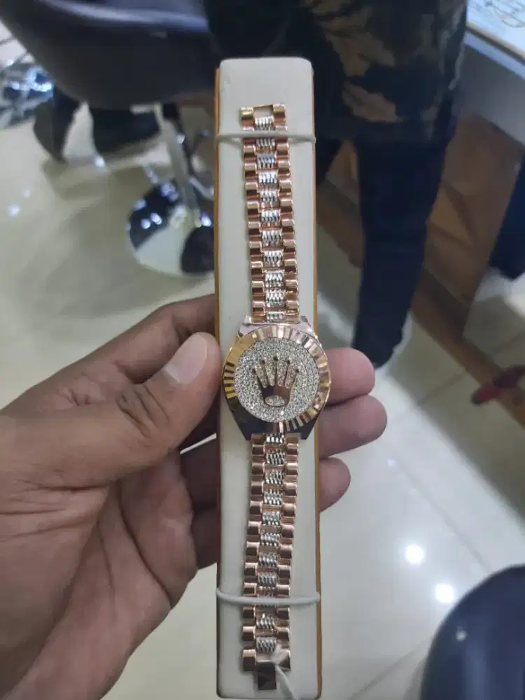 Terima jual-beli emas dan berlian dg harga tinggi