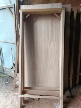 Kusen pintu kayu meranti