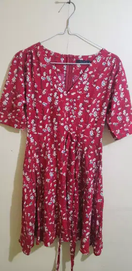 Dress Midi Merah Bunga-Bunga