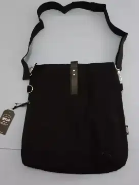 Tas Slempang Pria Blesco