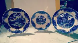 3 Piring Pajangan