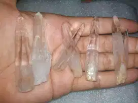 Batu kristal kecubung es jenis clear quartz