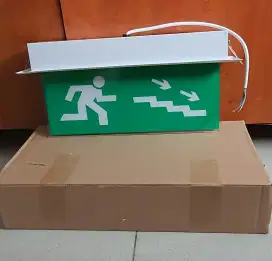 Lampu emergency exit tangga sign inbow