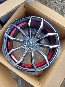 RI 16 x 7 in hole 4 pcd 100/ 114,3