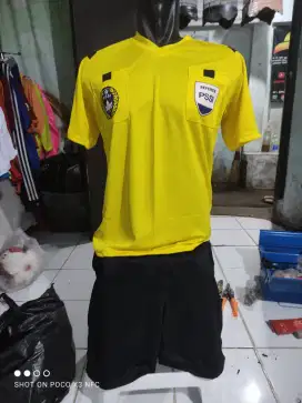 Jersey setelan wasit