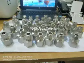 Instrument Female Connector 3/8Od 1/2Fnpt