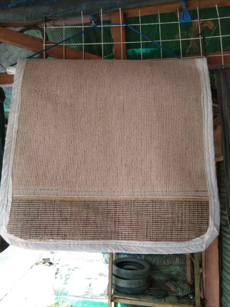 Tas motor bahan goni