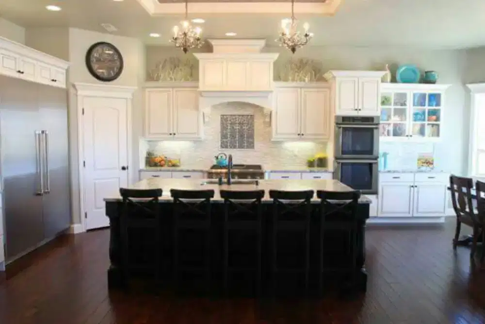 Kitchen set anti rayap dan Furniture  lain nya By VRF Design.