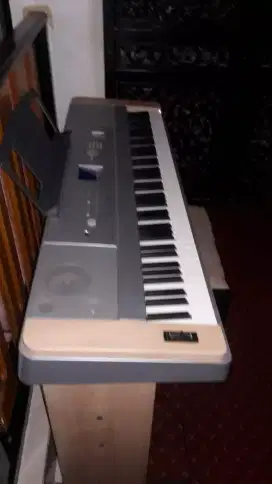 DIJUAL DIGITAL PIANO , MERK YAMAHA .