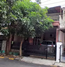 Dijual Cepat Rumah Di Nusaloka BSD