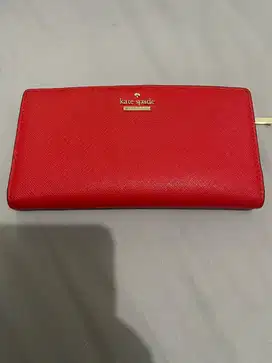 Dompet wanita merk Kate Spade