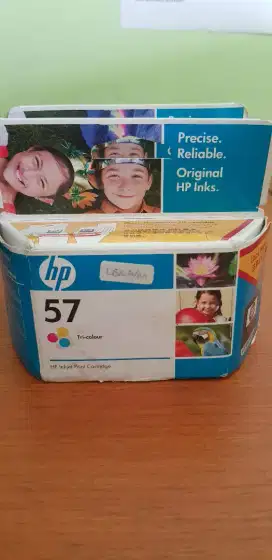 Dijual HP Inkjet Print Cartridge 57 Colour
Harga 150rb