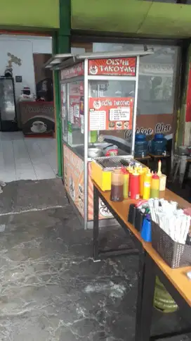 Loker pegawai oishii takoyaki & boba