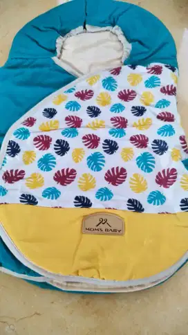 Selimut, gendongan bayi, nursing cover, bantal