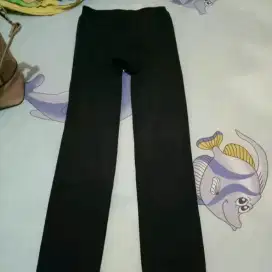 Celana legging wanita