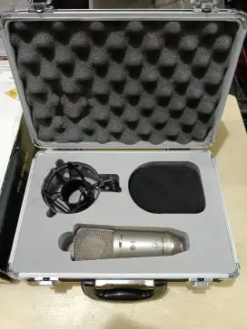 Professional Condensor Microphone Behringer Tipe B1