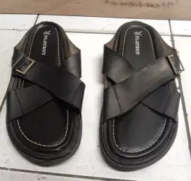 Sandal kulit branded Play Boy original size 43 .