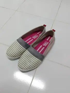 Sepatu Flatshoes cewek 38